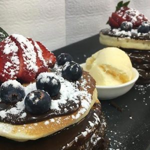 Chocolate-Fudge-Pancakes-610w